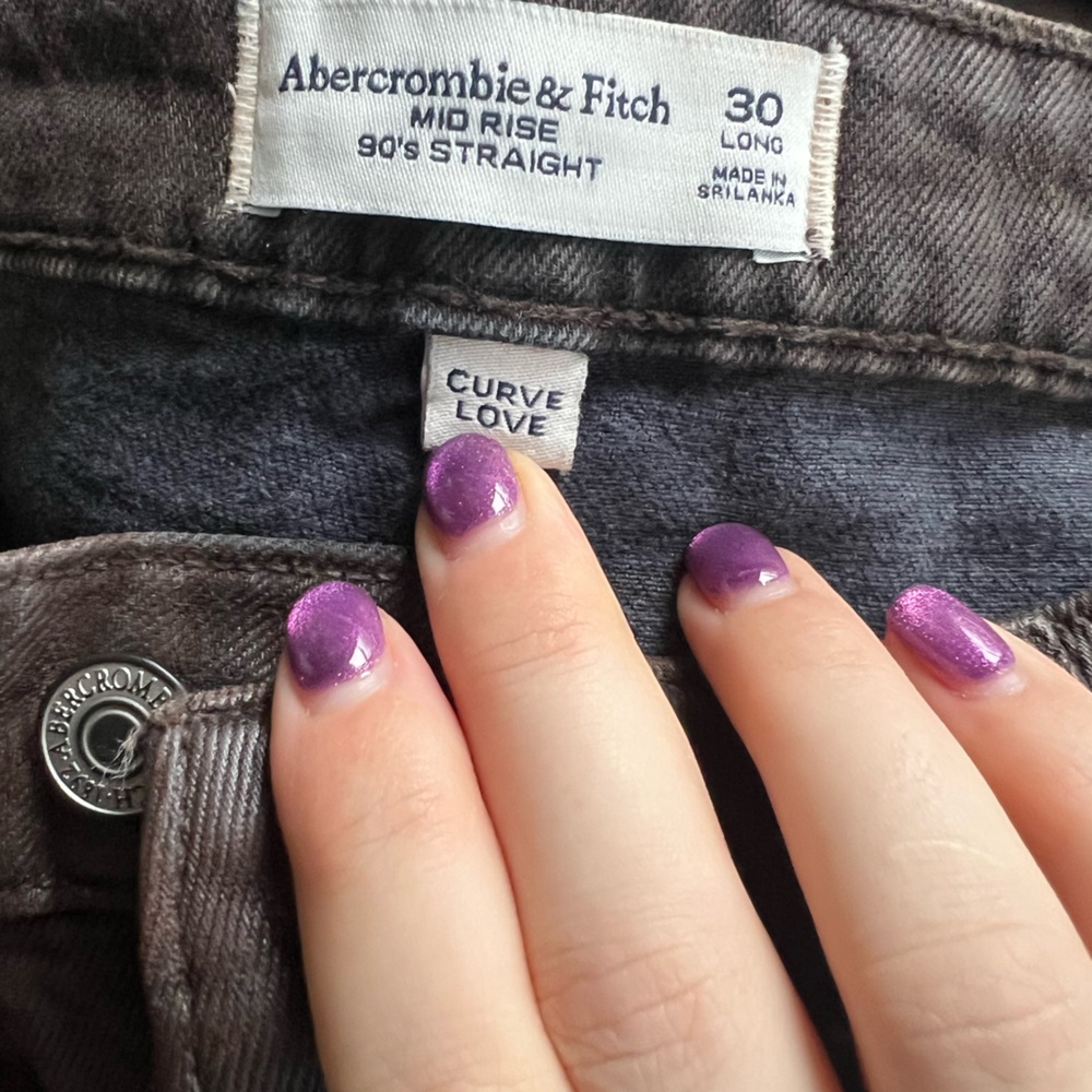 Abercrombie & Fitch Brown Curve Love Mid Rise 90s Straight Jeans - Picture 2 of 6